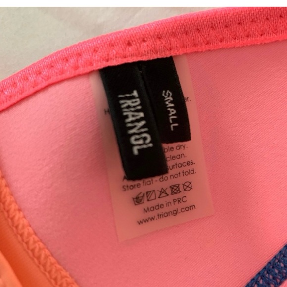 Triangle bikini top! Excellent. Condition Sz S - Picture 8 of 11